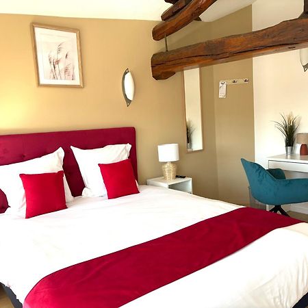 Hotel Comme Chez Soi Jas Bagian luar foto