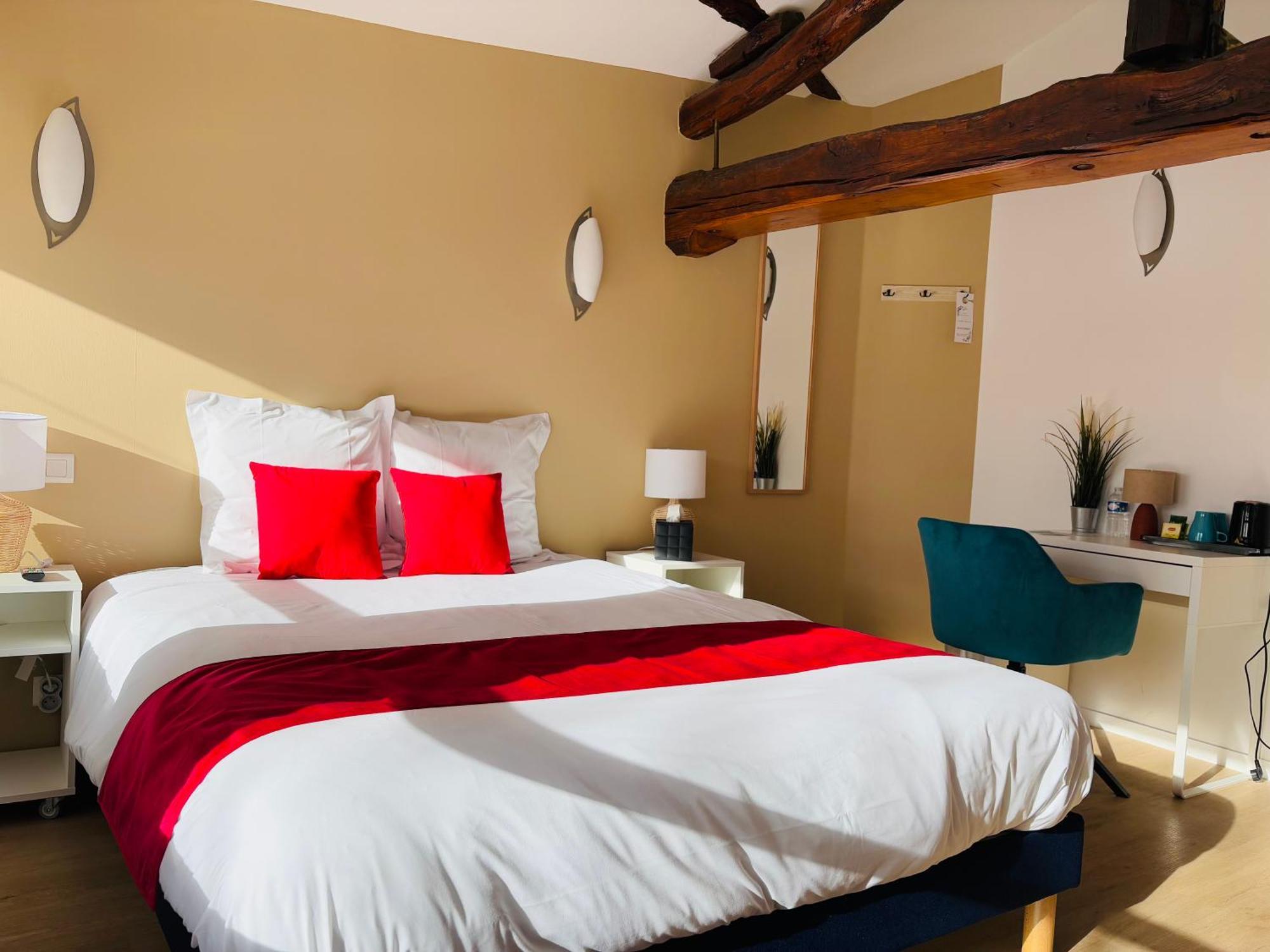 Hotel Comme Chez Soi Jas Bagian luar foto