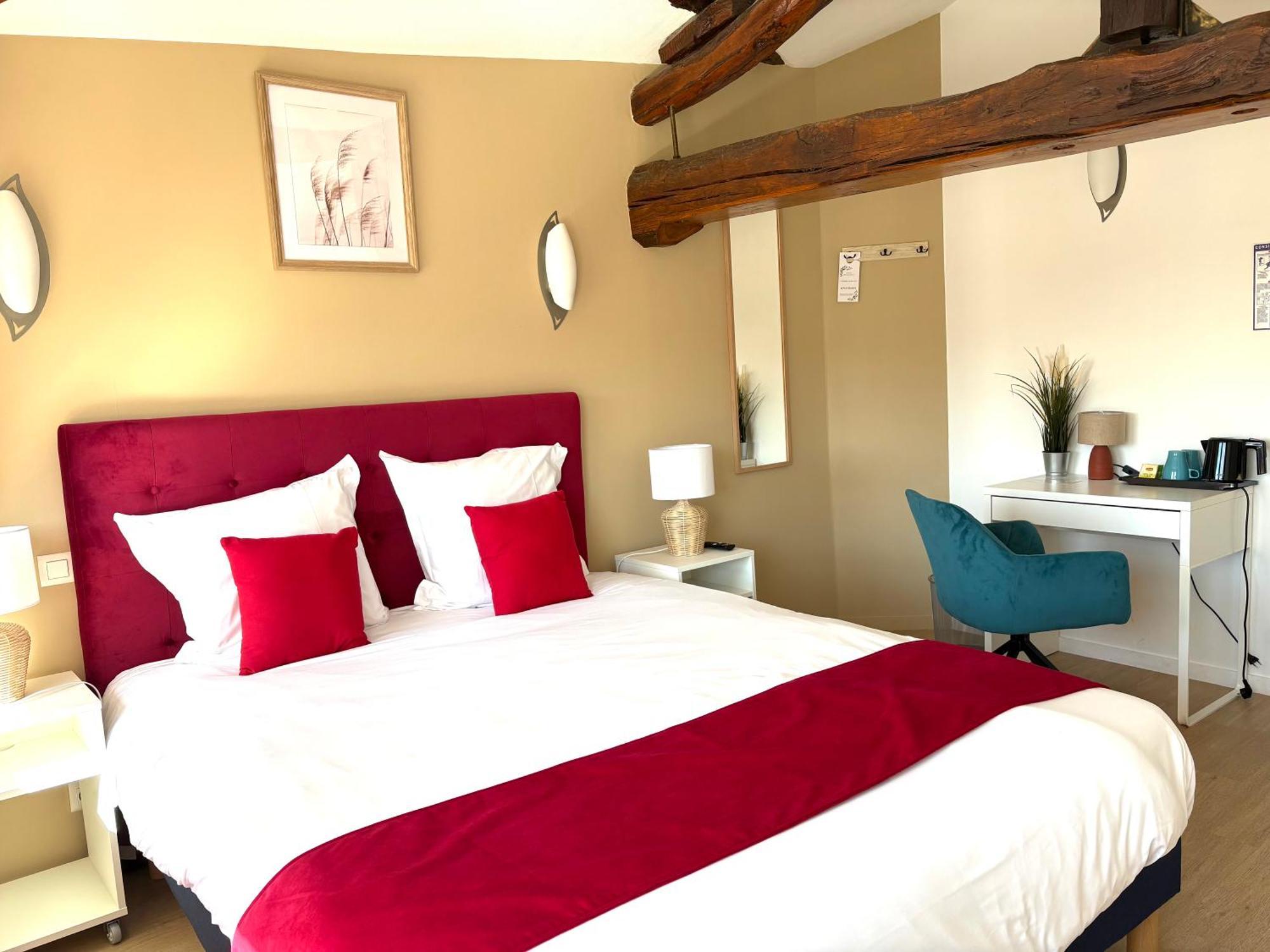 Hotel Comme Chez Soi Jas Bagian luar foto